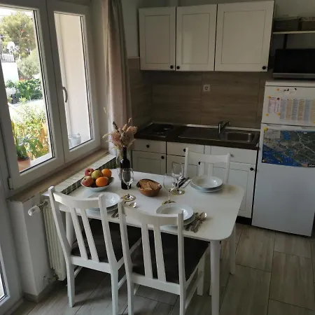 Studio Apartment Jela Sibenik